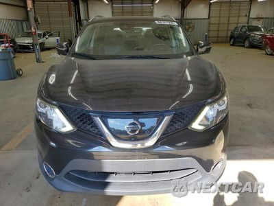 Piąte zdjęcie samochodu w środku: 2017 NISSAN ROGUE SPORT SL VIN:JN1BJ1CR8HW130285 - miniatura