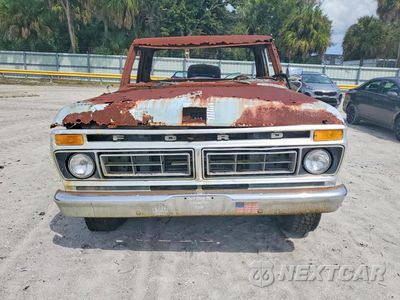 Piąte zdjęcie samochodu w środku: 1977 FORD F-250 VIN:F25SUY26945 - miniatura