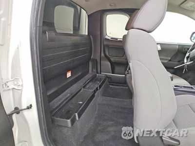 Zdjęcie 10 z 13 samochodu: 2022 TOYOTA TACOMA SR VIN:3TYRX5GN3NT052359 - miniatura