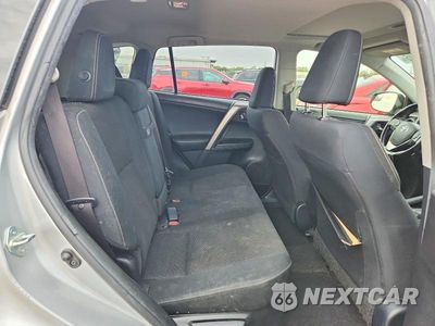 Zdjęcie 11 z 13 samochodu: 2016 TOYOTA RAV4 HV XLE VIN:JTMRJREV0GD023794 - miniatura