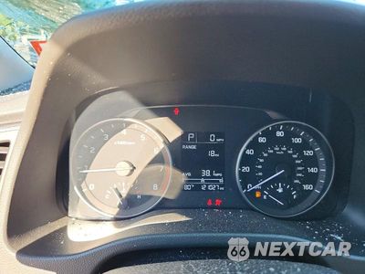 Zdjęcie 9 z 12 samochodu: 2017 HYUNDAI ELANTRA SE VIN:5NPD74LF3HH113864 - miniatura