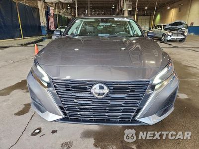 Piąte zdjęcie samochodu w środku: 2025 NISSAN ALTIMA SV VIN:1N4BL4DV0SN333582 - miniatura