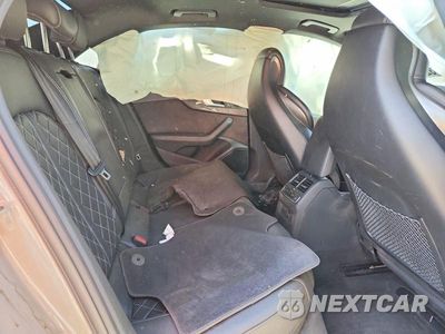 Zdjęcie 10 z 12 samochodu: 2019 AUDI S4 PREMIUM PLUS VIN:WAUB4AF49KA003471 - miniatura