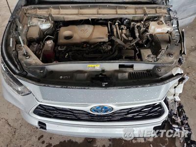 Zdjęcie 12 z 13 samochodu: 2024 TOYOTA HIGHLANDER HYBRID XLE VIN:5TDKARAHXRS024475 - miniatura