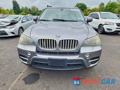 Piąte zdjęcie samochodu w środku: 2011 BMW X5 XDRIVE50I VIN:5UXZV8C5XBL421531 - miniatura