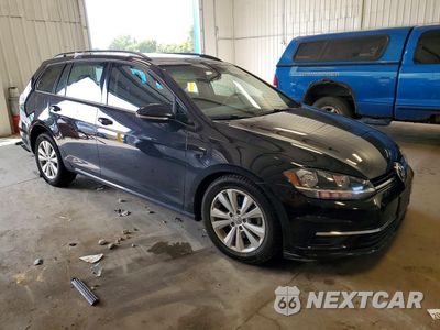 Czwarte zdjęcie samochodu z boku: 2019 VOLKSWAGEN GOLF SPORTWAGEN S VIN:3VW117AUXKM508453 - miniatura