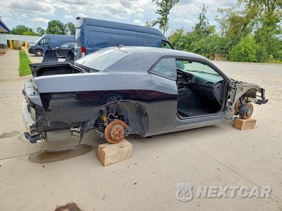 Trzecie zdjęcie samochodu z tyłu: 2020 DODGE CHALLENGER R/T VIN:2C3CDZBT1LH157084 - miniatura