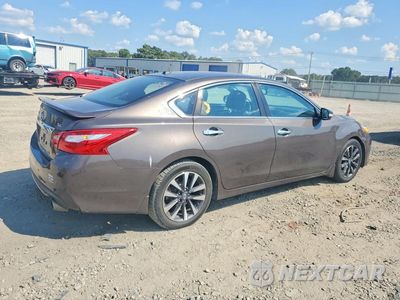 Trzecie zdjęcie samochodu z tyłu: 2016 NISSAN ALTIMA 2.5 SL VIN:1N4AL3AP5GC125101 - miniatura