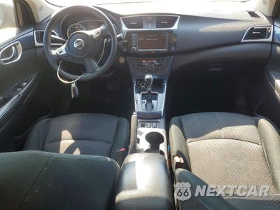 Zdjęcie 8 z 12 samochodu: 2019 NISSAN SENTRA SR VIN:3N1AB7AP6KY291036 - miniatura