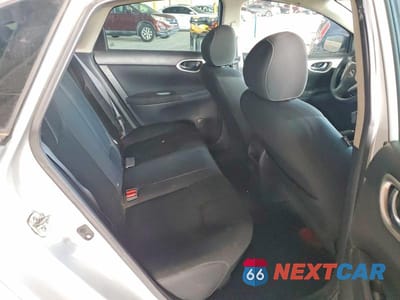 Zdjęcie 10 z 12 samochodu: 2015 NISSAN SENTRA S VIN:3N1AB7AP1FY355831 - miniatura