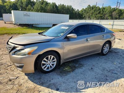 2015 NISSAN ALTIMA 2.5 S 1N4AL3AP8FC236093 - główne zdjęcie licytacji z USA - miniatura
