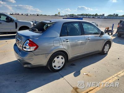 Trzecie zdjęcie samochodu z tyłu: 2009 NISSAN VERSA 1.8 S VIN:3N1BC11E69L396678 - miniatura