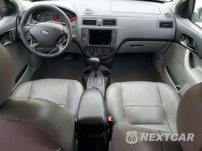 Zdjęcie 8 z 13 samochodu: 2007 FORD FOCUS ZXW VIN:1FAFP36NX7W112571 - miniatura