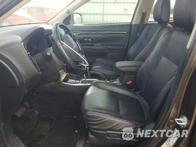 Zdjęcie 7 z 12 samochodu: 2017 MITSUBISHI OUTLANDER SE VIN:JA4AD3A37HZ051659 - miniatura