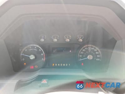 Zdjęcie 9 z 12 samochodu: 2016 FORD F250 SUPER DUTY VIN:1FT7X2B64GEC45162 - miniatura
