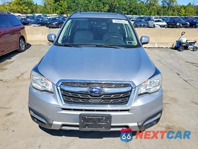 Piąte zdjęcie samochodu w środku: 2017 SUBARU FORESTER 2.5I PREMIUM VIN:JF2SJAEC6HH538036 - miniatura