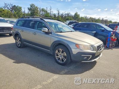 Czwarte zdjęcie samochodu z boku: 2014 VOLVO XC70 3.2 VIN:YV4940BZ1E1182894 - miniatura