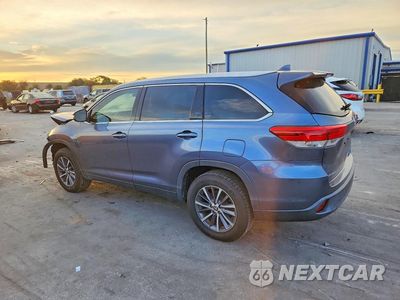 Drugie zdjęcie samochodu z przodu: 2019 TOYOTA HIGHLANDER XLE VIN:5TDKZRFH7KS366067 - miniatura
