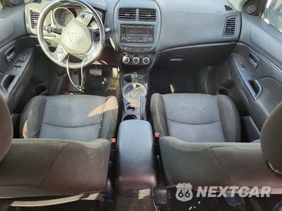 Zdjęcie 8 z 14 samochodu: 2017 MITSUBISHI OUTLANDER SPORT ES VIN:JA4AP3AUXHZ025685 - miniatura
