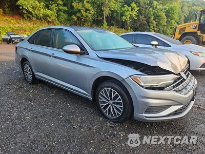 Czwarte zdjęcie samochodu z boku: 2020 VOLKSWAGEN JETTA S VIN:3VWCB7BU1LM050730 - miniatura