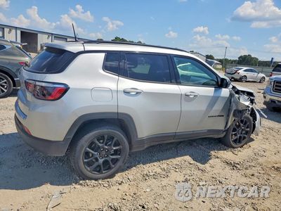 Trzecie zdjęcie samochodu z tyłu: 2025 JEEP COMPASS LATITUDE VIN:3C4NJDBN8ST571633 - miniatura