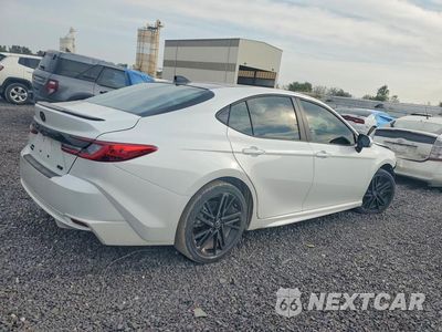 Trzecie zdjęcie samochodu z tyłu: 2025 TOYOTA CAMRY XSE VIN:4T1DBADK6SU015042 - miniatura