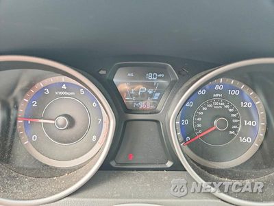 Zdjęcie 9 z 12 samochodu: 2016 HYUNDAI ELANTRA SE VIN:KMHDH4AE8GU517105 - miniatura