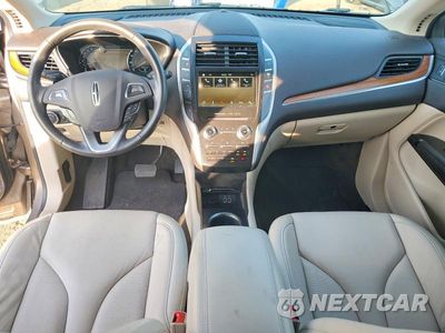 Zdjęcie 8 z 13 samochodu: 2019 LINCOLN MKC SELECT VIN:5LMCJ2C97KUL09890 - miniatura