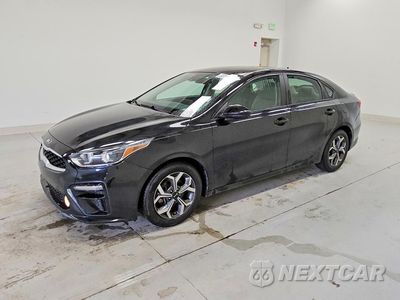 2020 KIA FORTE LXS 3KPF24AD2LE255127 - główne zdjęcie licytacji z USA - miniatura