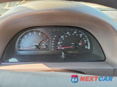 Zdjęcie 9 z 12 samochodu: 2002 TOYOTA CAMRY LE V6 VIN:4T1BF32K02U034115 - miniatura