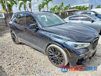 Czwarte zdjęcie samochodu z boku: 2019 BMW X5 XDRIVE50I VIN:5UXJU2C5XKLN66873 - miniatura