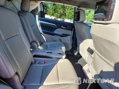 Zdjęcie 11 z 13 samochodu: 2018 TOYOTA HIGHLANDER XLE VIN:5TDJZRFH4JS846304 - miniatura