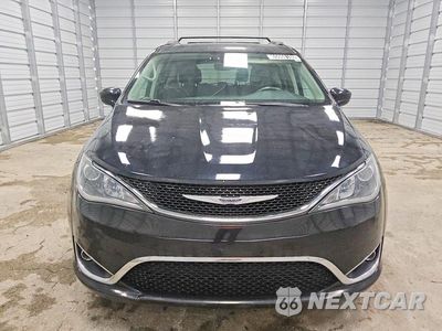 Piąte zdjęcie samochodu w środku: 2018 CHRYSLER PACIFICA TOURING PLUS VIN:2C4RC1FG4JR115751 - miniatura