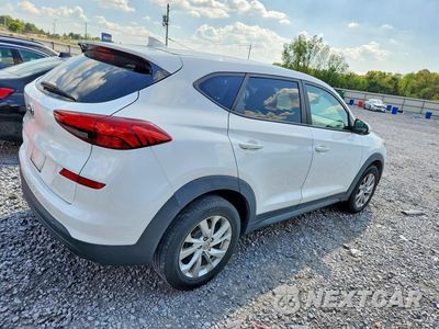 Trzecie zdjęcie samochodu z tyłu: 2019 HYUNDAI TUCSON SE VIN:KM8J23A43KU843005 - miniatura