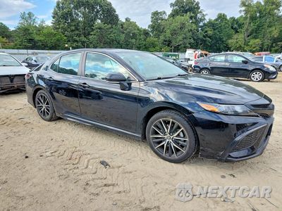 Czwarte zdjęcie samochodu z boku: 2022 TOYOTA CAMRY SE VIN:4T1G11AK1NU650839 - miniatura
