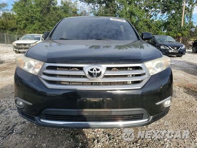 Piąte zdjęcie samochodu w środku: 2013 TOYOTA HIGHLANDER LIMITED VIN:5TDDK3EH4DS228601 - miniatura
