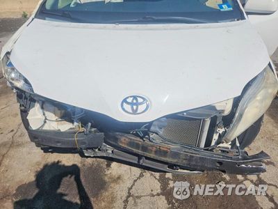 Zdjęcie 12 z 13 samochodu: 2013 TOYOTA SIENNA VIN:5TDKK3DC6DS324209 - miniatura