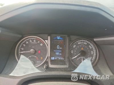 Zdjęcie 9 z 12 samochodu: 2023 TOYOTA TACOMA TRD OFF-ROAD VIN:3TMCZ5ANXPM541509 - miniatura