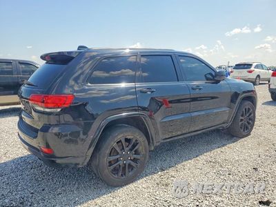 Trzecie zdjęcie samochodu z tyłu: 2018 JEEP GRAND CHEROKEE LAREDO VIN:1C4RJEAG0JC485138 - miniatura