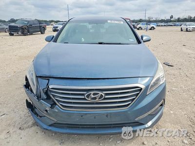 Piąte zdjęcie samochodu w środku: 2015 HYUNDAI SONATA SE VIN:5NPE24AF4FH106571 - miniatura