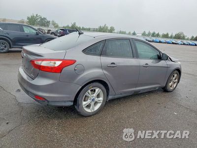 Trzecie zdjęcie samochodu z tyłu: 2014 FORD FOCUS SE VIN:1FADP3F27EL404173 - miniatura