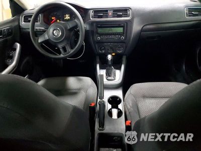 Zdjęcie 8 z 12 samochodu: 2011 VOLKSWAGEN JETTA BASE VIN:3VW2K7AJ3BM062783 - miniatura
