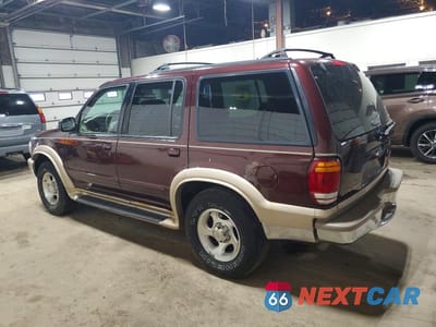 Drugie zdjęcie samochodu z przodu: 2000 FORD EXPLORER EDDIE BAUER VIN:1FMZU74EXYZA88732 - miniatura