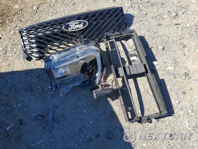Zdjęcie 12 z 13 samochodu: 2025 FORD MAVERICK LARIAT VIN:3FTTW8S34SRB29301 - miniatura