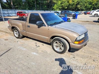 Czwarte zdjęcie samochodu z boku: 2002 CHEVROLET S TRUCK S10 VIN:1GCCS14W328139961 - miniatura