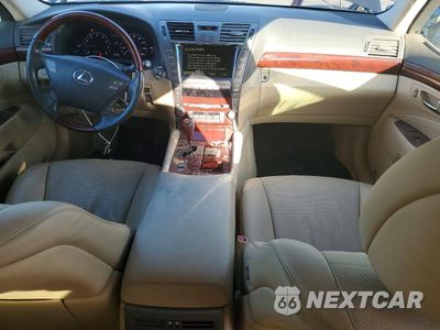 Zdjęcie 8 z 12 samochodu: 2007 LEXUS LS 460 VIN:JTHBL46F175004069 - miniatura