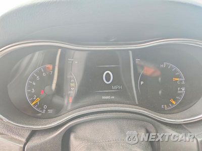 Zdjęcie 9 z 13 samochodu: 2018 JEEP GRAND CHEROKEE LIMITED VIN:1C4RJFBG7JC479860 - miniatura