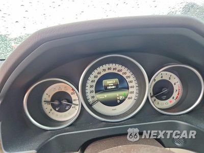 Zdjęcie 9 z 13 samochodu: 2016 MERCEDES-BENZ E 350 VIN:WDDHF5KB7GB299813 - miniatura