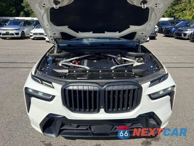 Zdjęcie 8 z 11 samochodu: 2023 BMW X7 XDRIVE40I VIN:5UX23EM05P9P84249 - miniatura