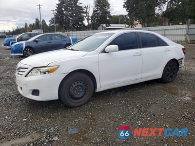 2011 TOYOTA CAMRY LE 4T4BF3EK7BR214290 - główne zdjęcie licytacji z USA - miniatura